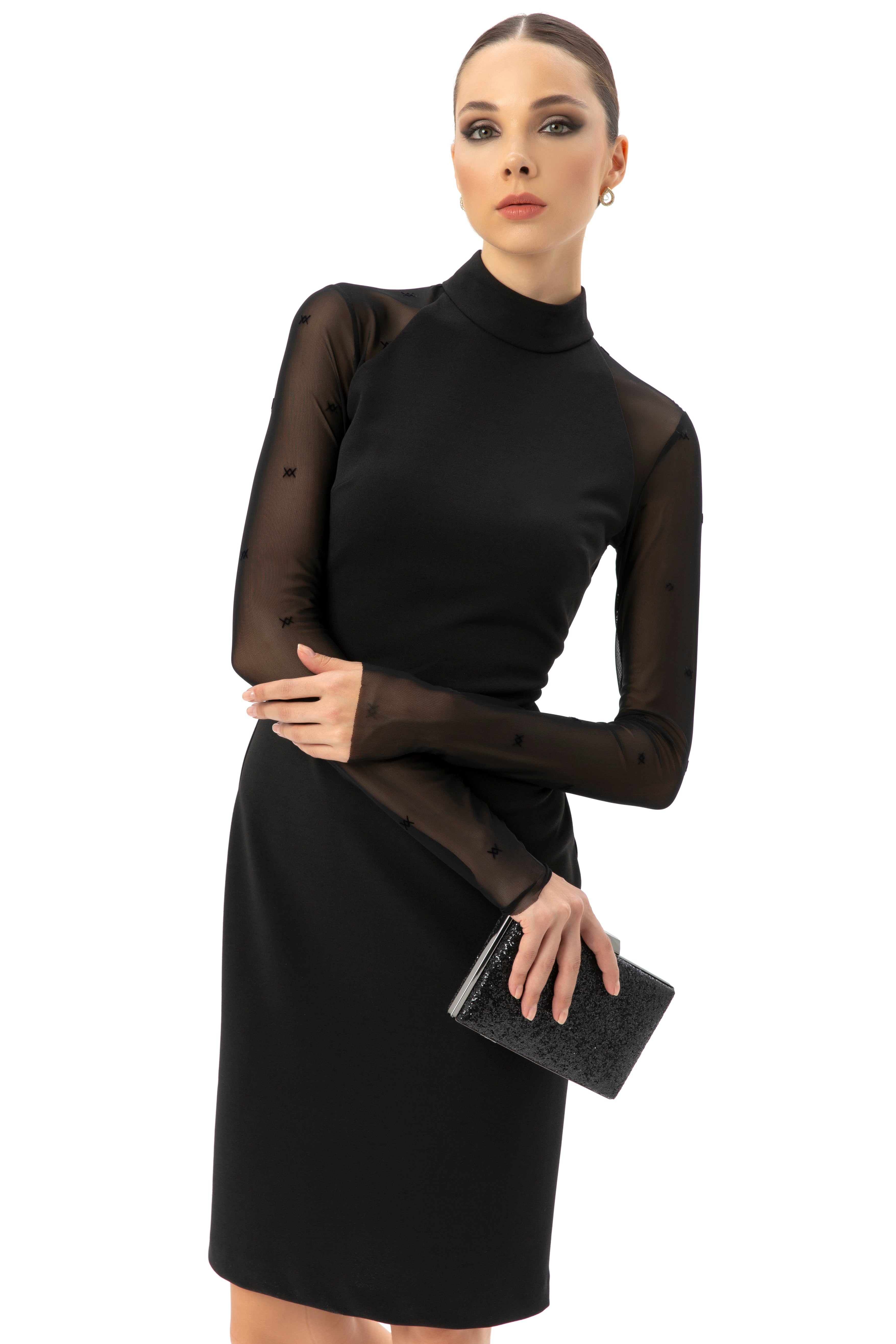 Dress With Tulle Detail On The Sleeves