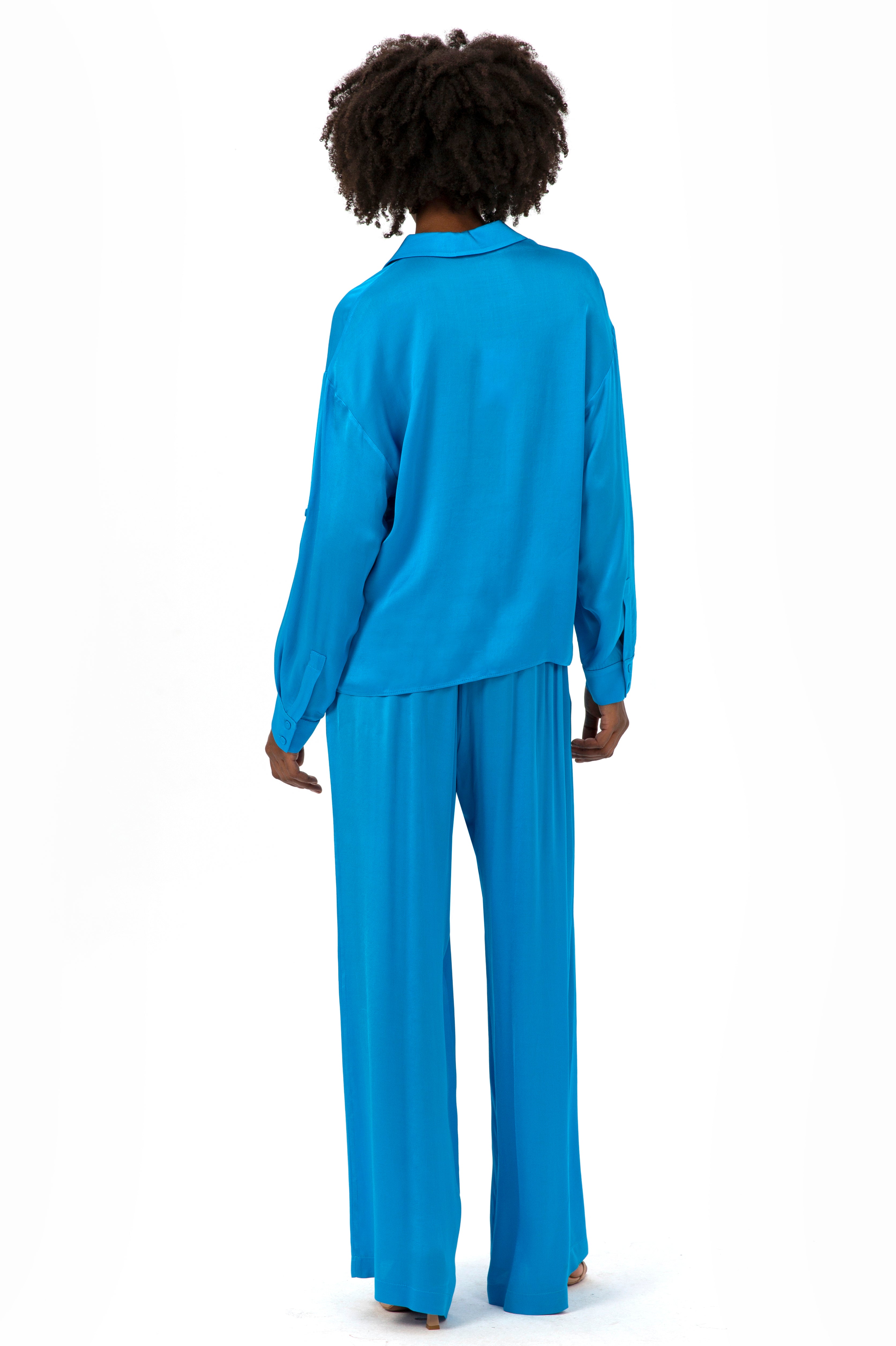 Loose Suit With Logo Detail