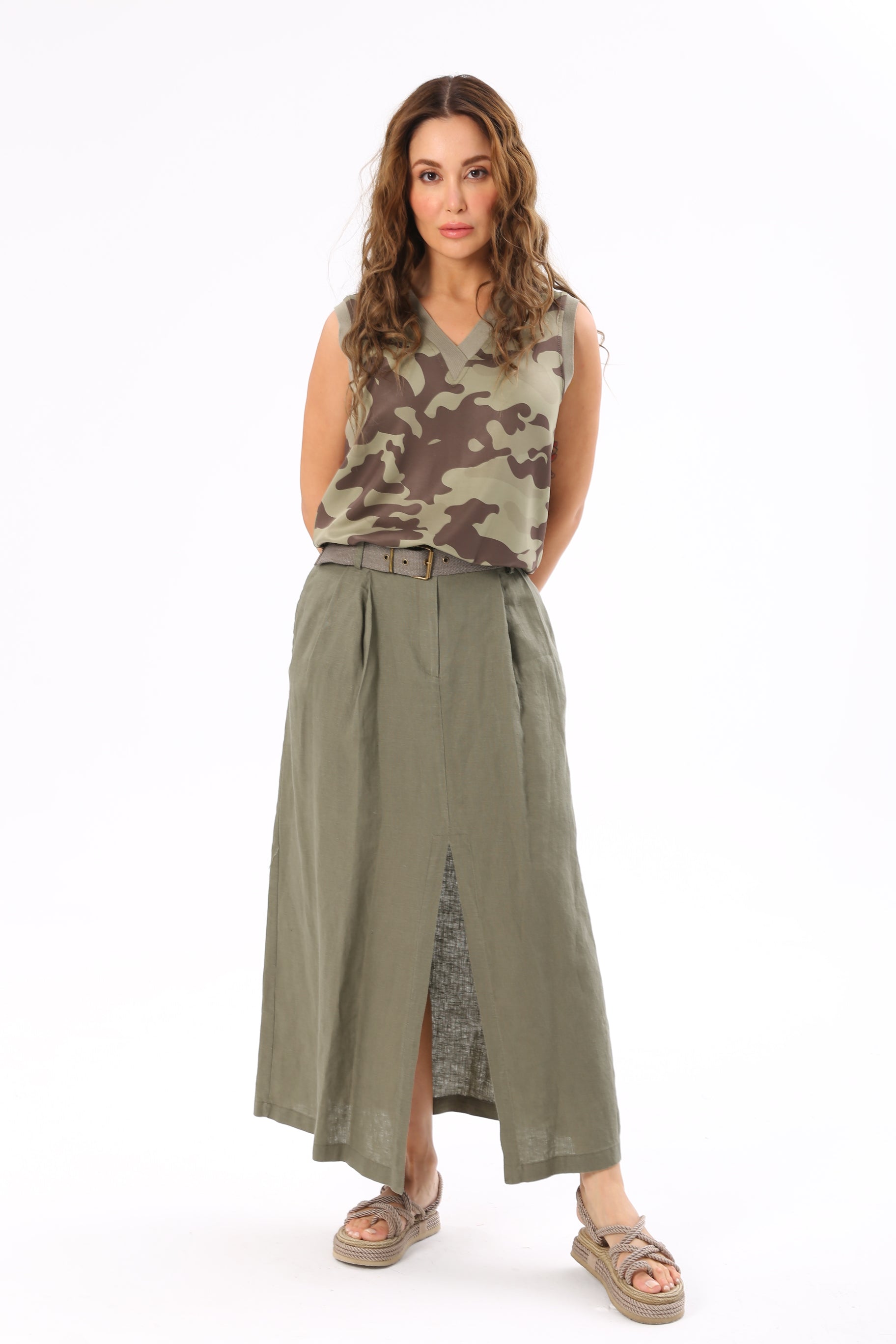 Slit Linen Long Skirt